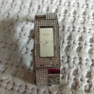 Dkny Silver Wrist Watch